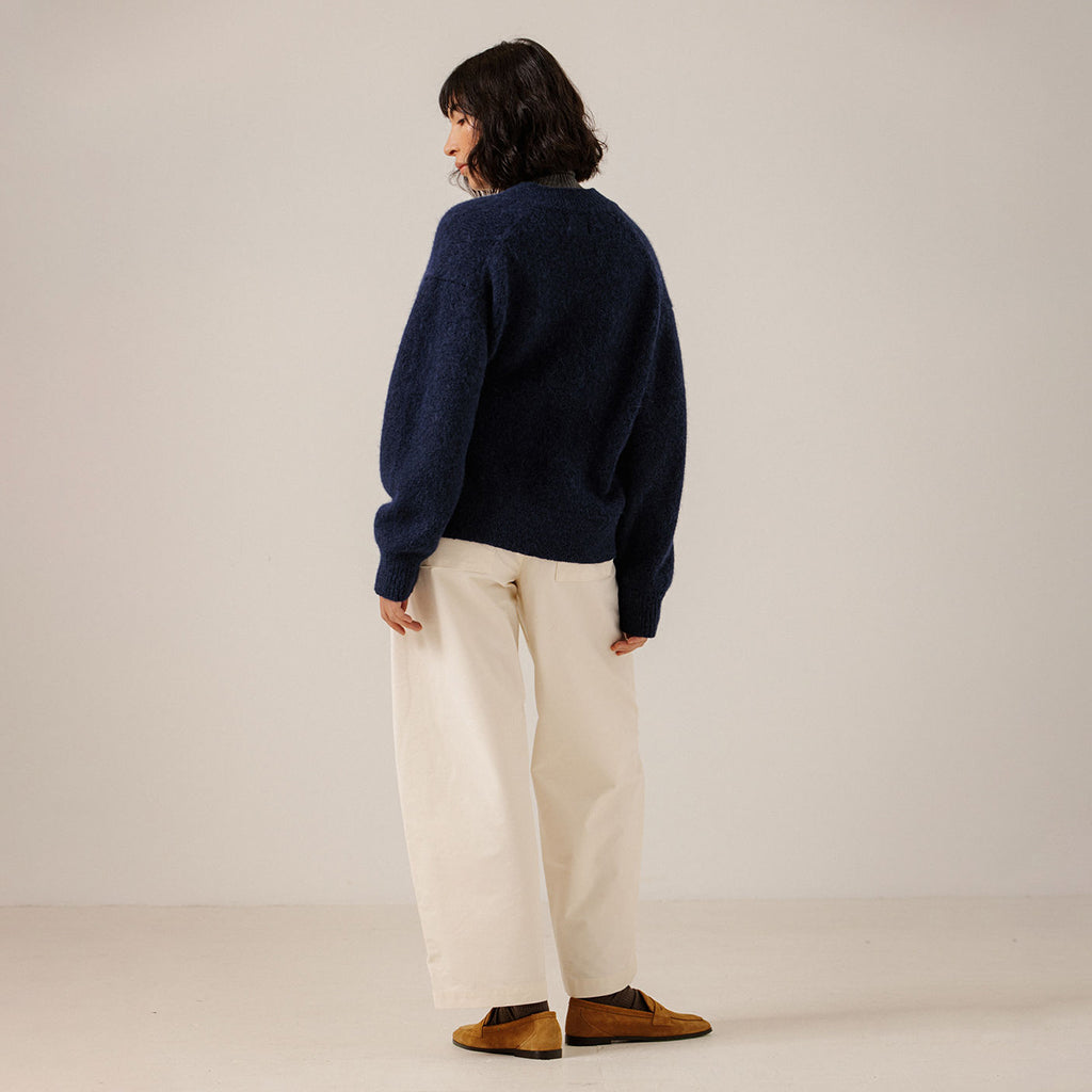 Bare Knitwear Trunk Show Woman Boxy Alpaca V-Neck Sweater Navy Blue