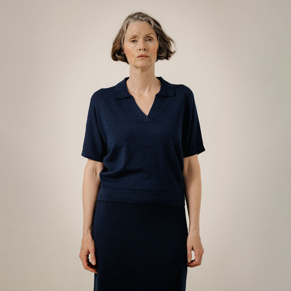 Bare Knitwear Trunk Show Woman Batwing Merino Polo T-shirt Navy Blue