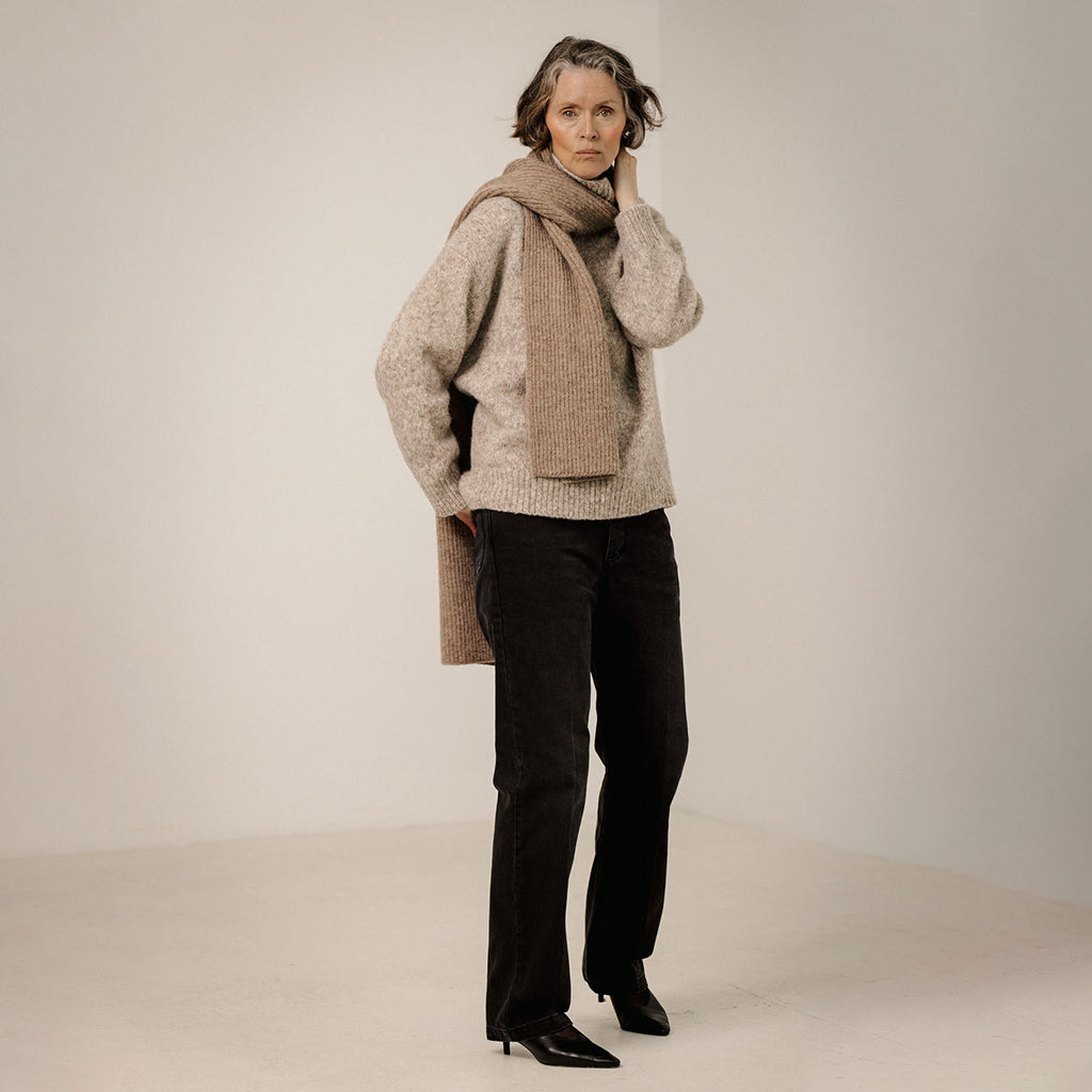 Bare Knitwear Trunk Show Woman Baby Alpaca Rib Scarf Dark Fawn Brown