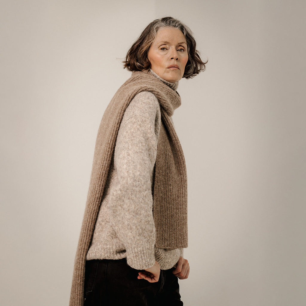 Bare Knitwear Trunk Show Woman Baby Alpaca Rib Scarf Dark Fawn Brown