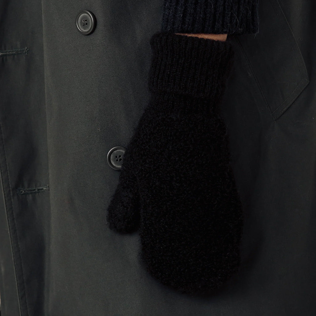 Bare Knitwear Woman Alpaca Boucle Mittens Classic Black
