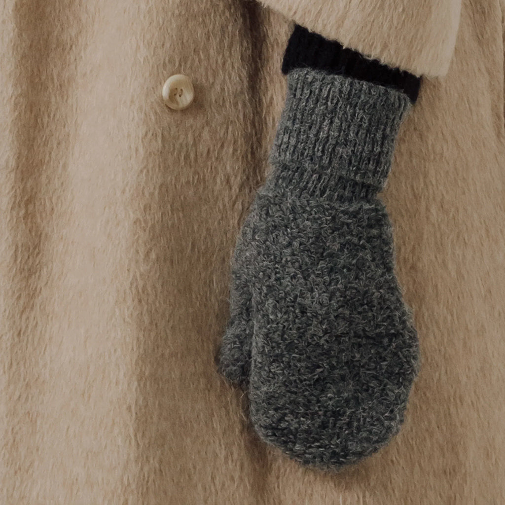 Bare Knitwear Woman Alpaca Boucle Mittens Stone Grey