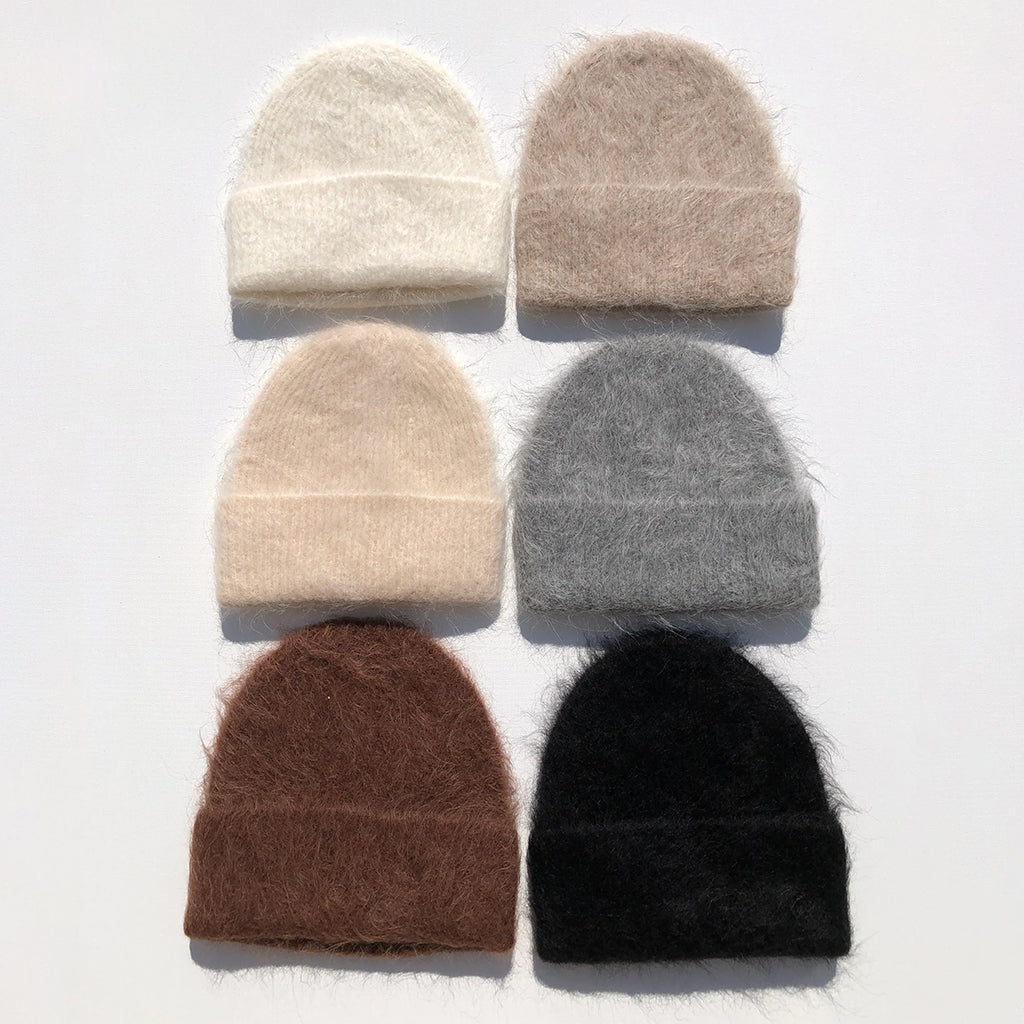 Billy Bamboo Woman Alpaca Fluffy Beanie Cloud White