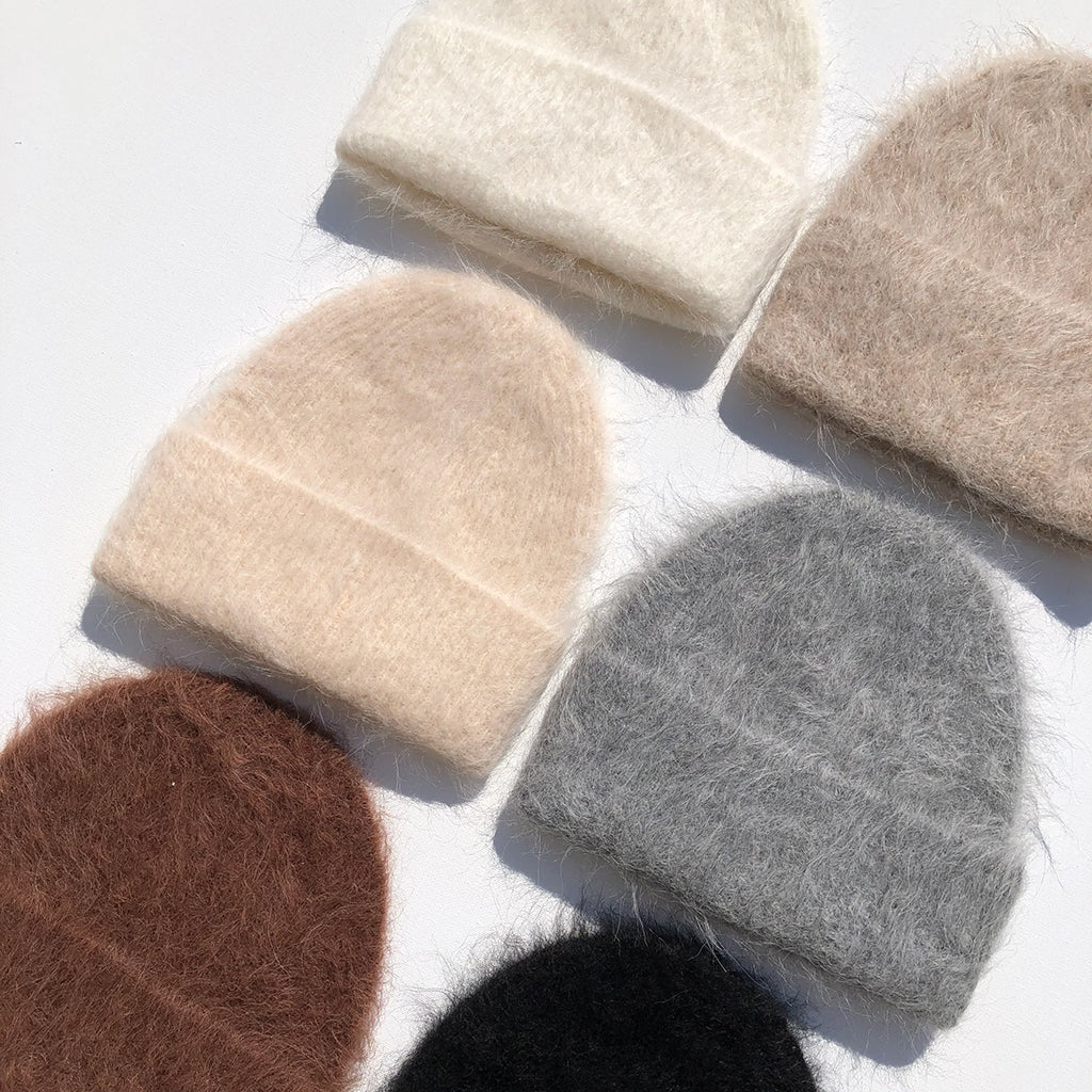 Billy Bamboo Woman Alpaca Fluffy Beanie Cloud White