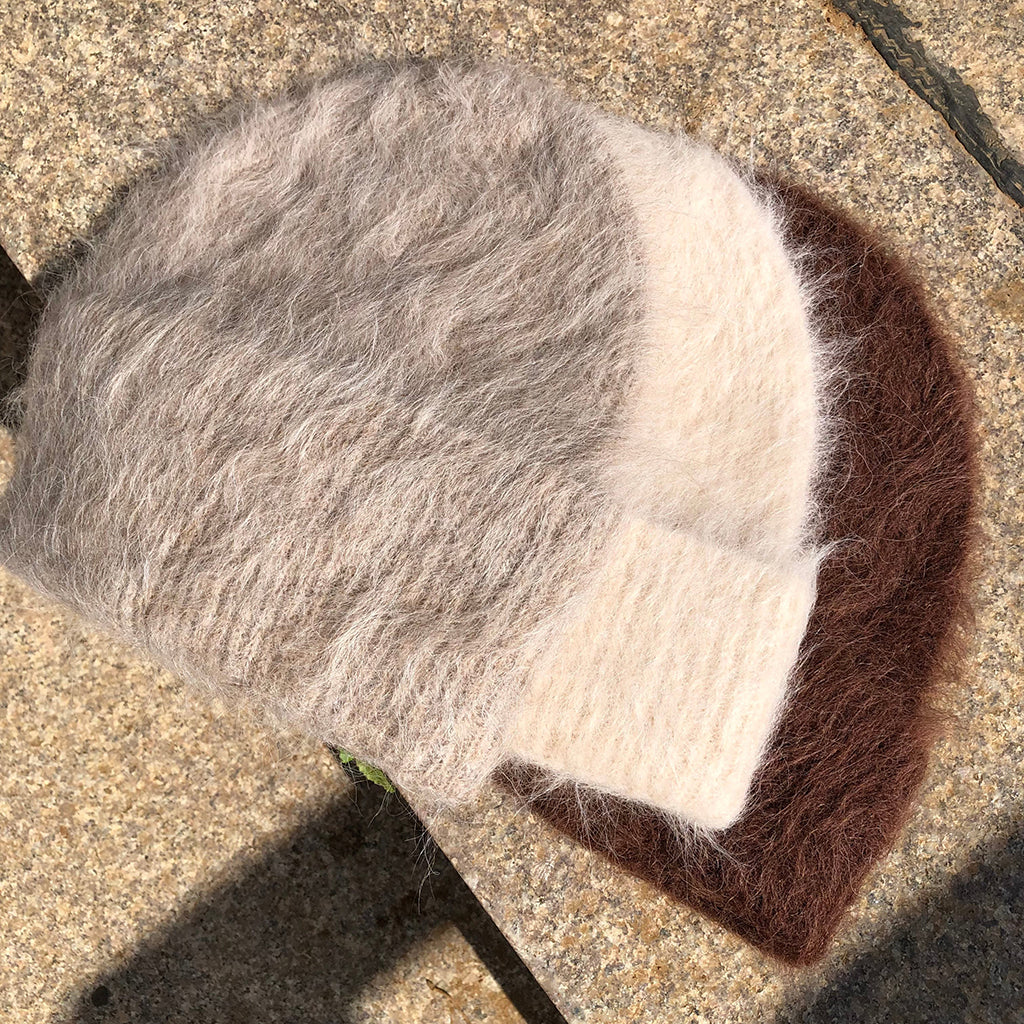 Billy Bamboo Woman Alpaca Fluffy Beanie Butter Cream