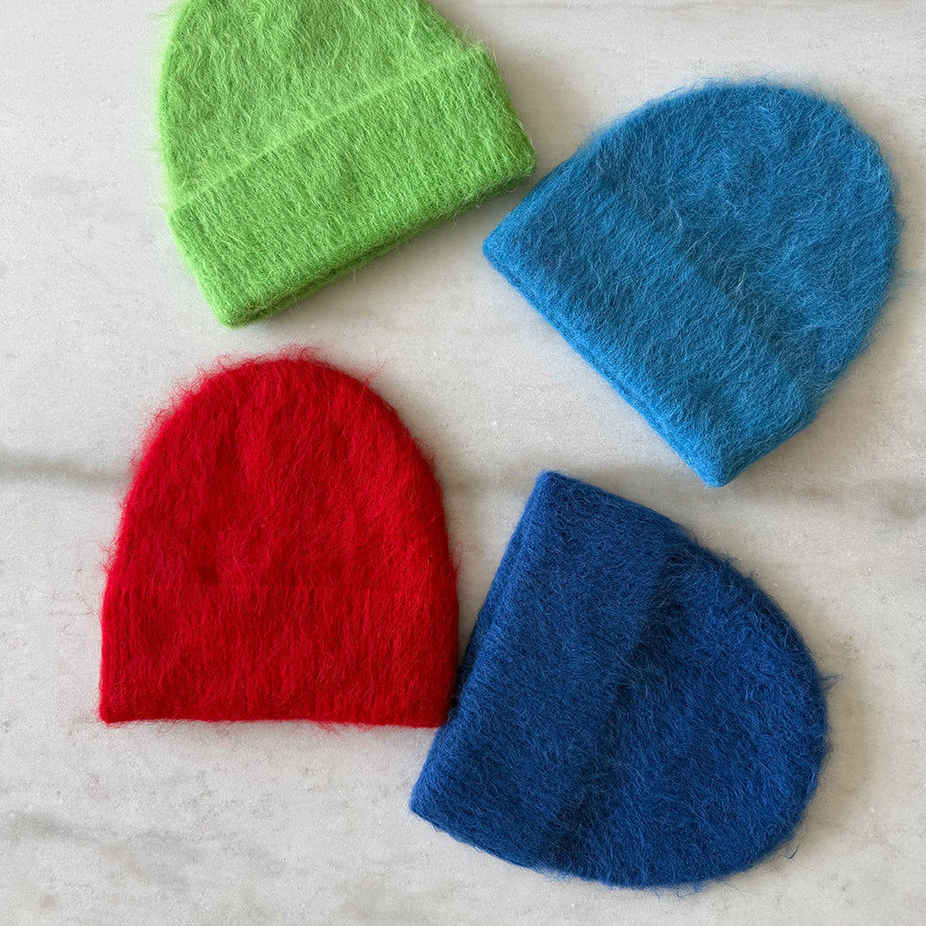 Billy Bamboo Woman Alpaca Fluffy Beanie Blue Sapphire
