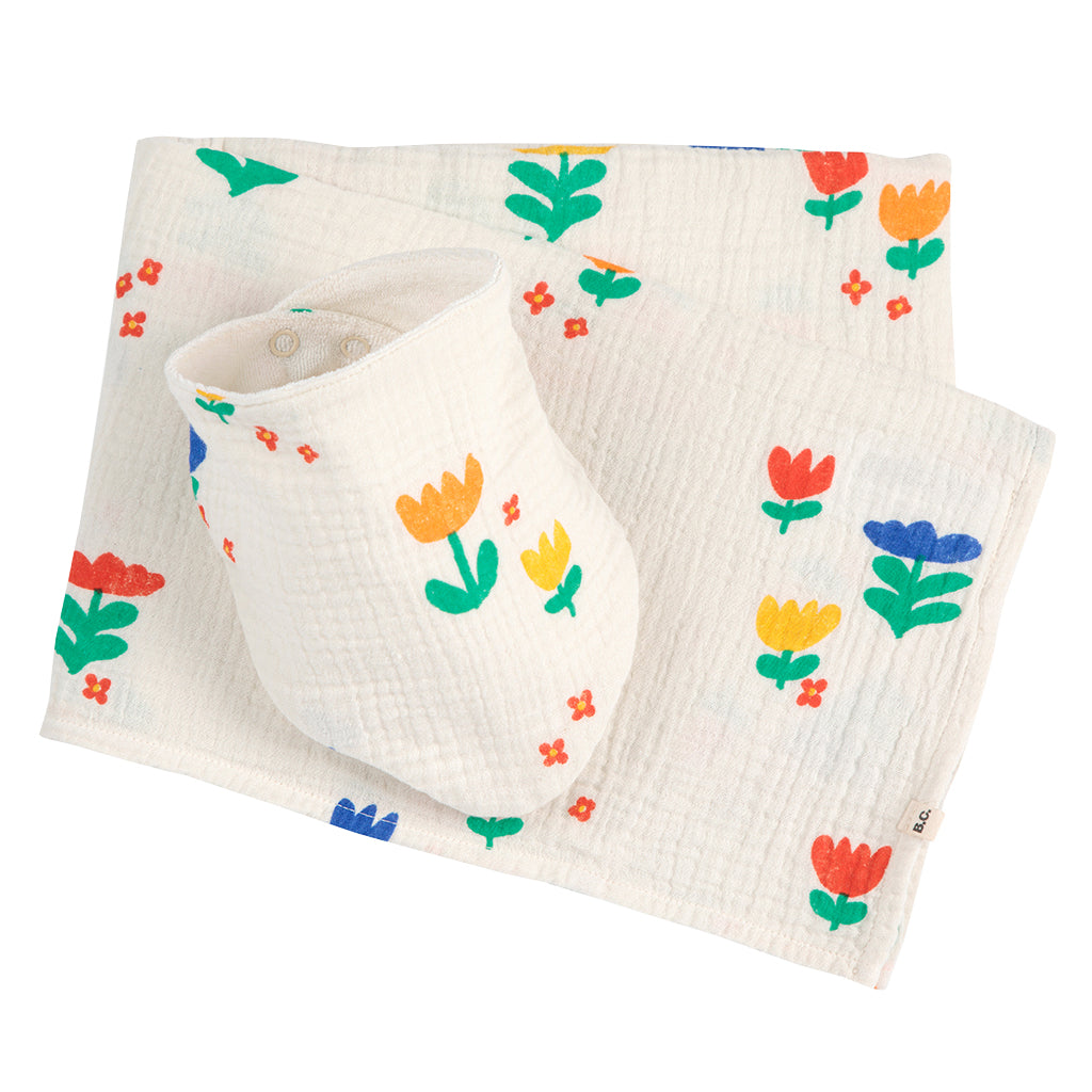 Bobo Choses Baby Garden Party All Over Bib and Blanket Set Cream