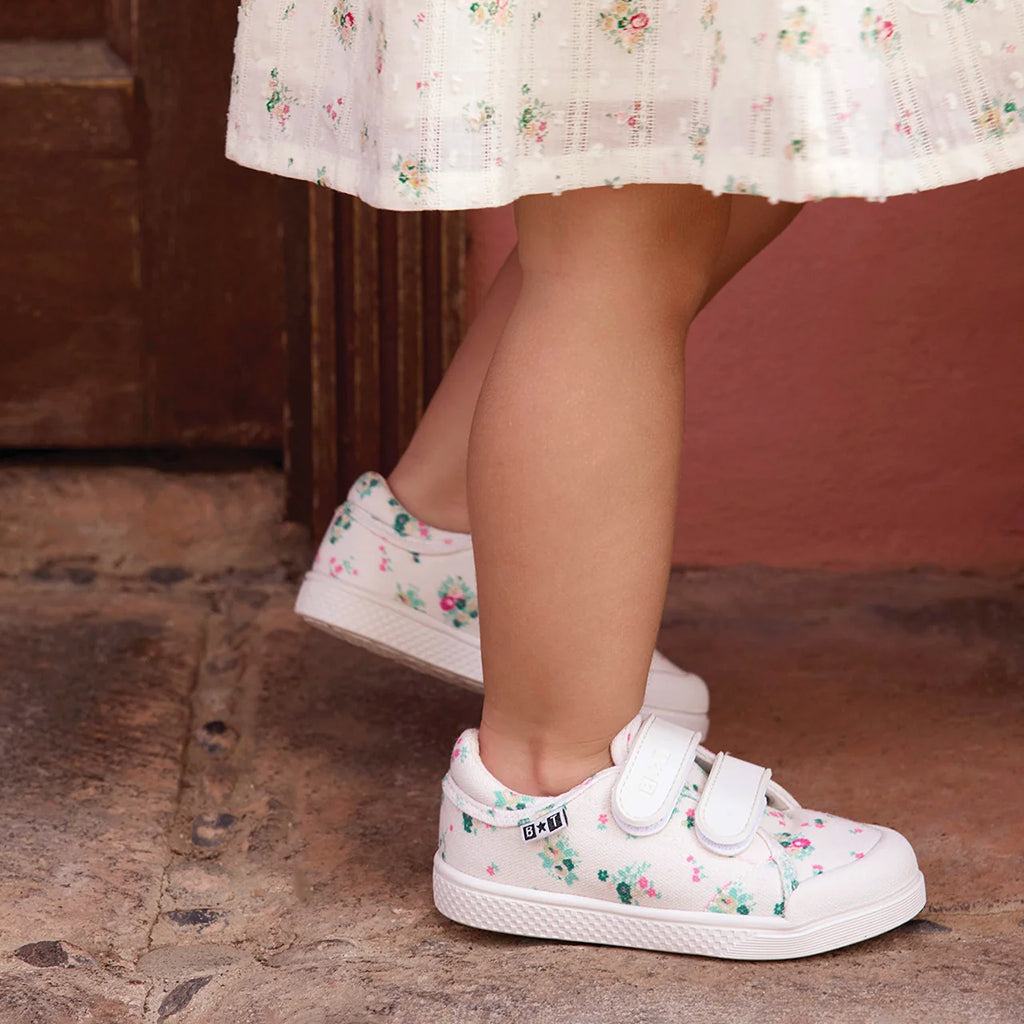 Bonton Child Izy Scratch Shoes Bouquet Coco Floral Print White