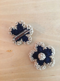 Misha & Puff Child Set Of Two Medium Flower Clips Ink Blue