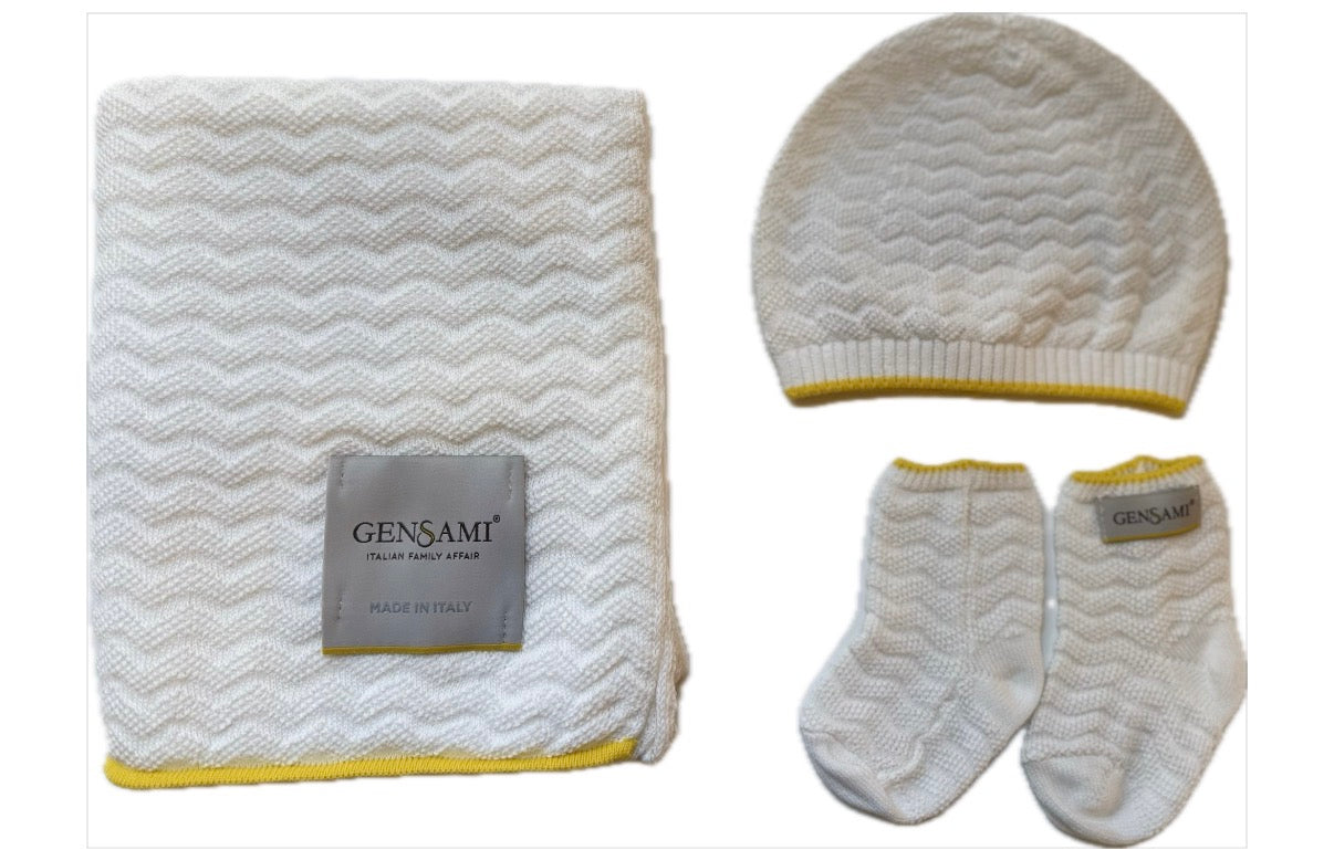 Gensami Baby Wave Knit Four Piece Set White