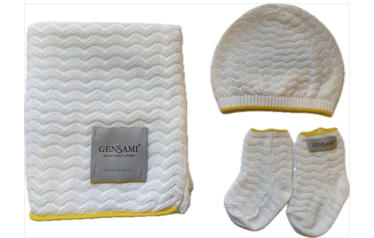 Gensami Baby Wave Knit Four Piece Set White