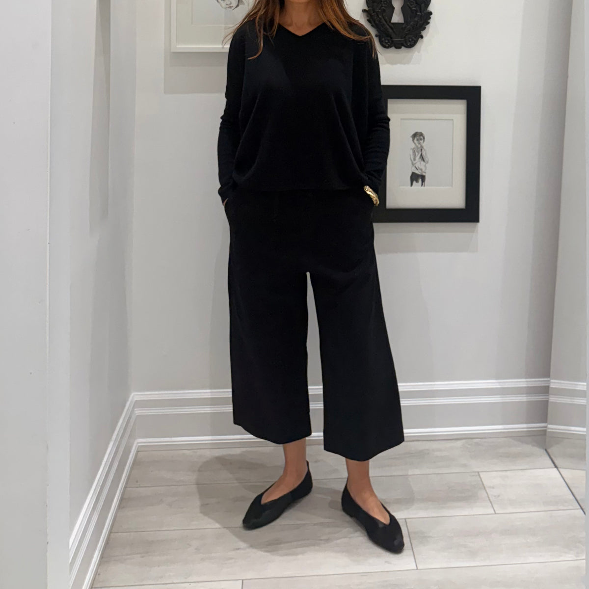 Album Di Famiglia Woman Wide And Short Trousers WCC Black
