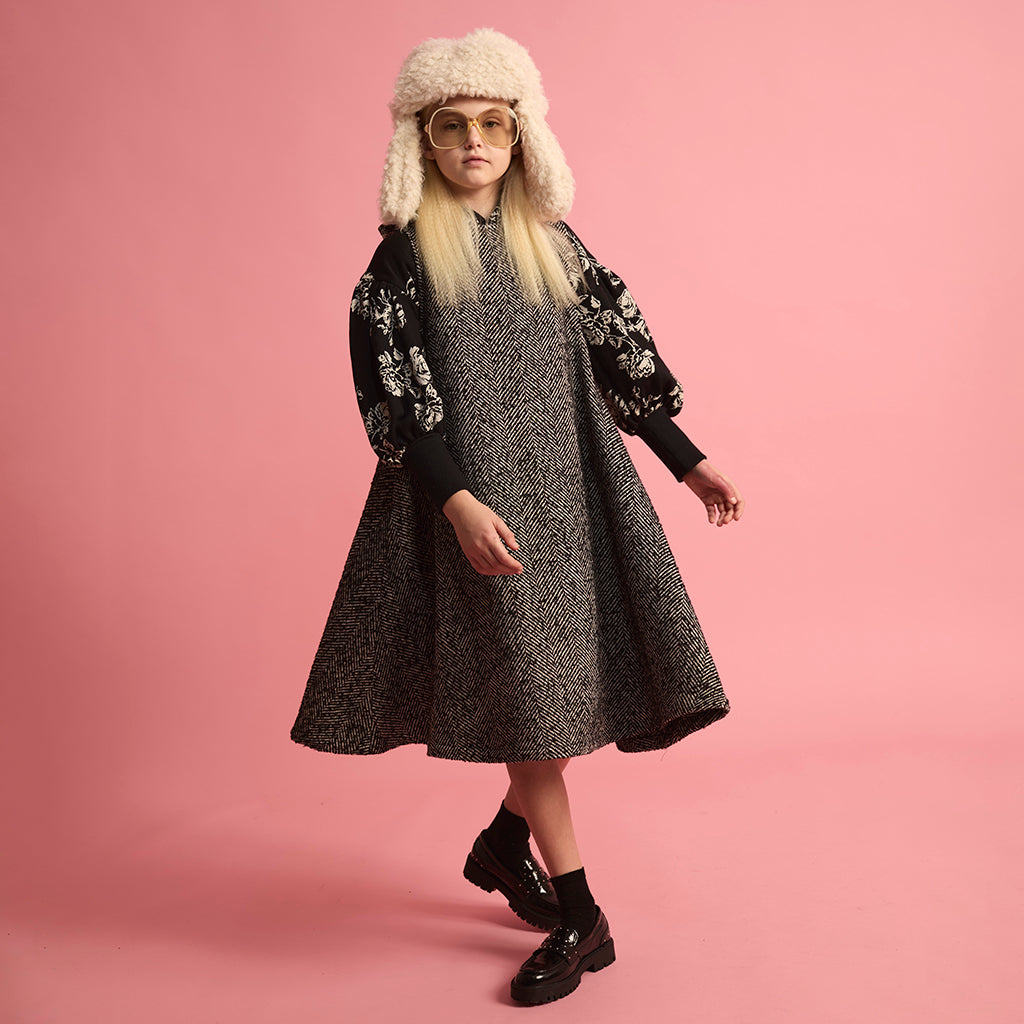 Little Creative Factory Child Flower Hooded Sweatshirt Black