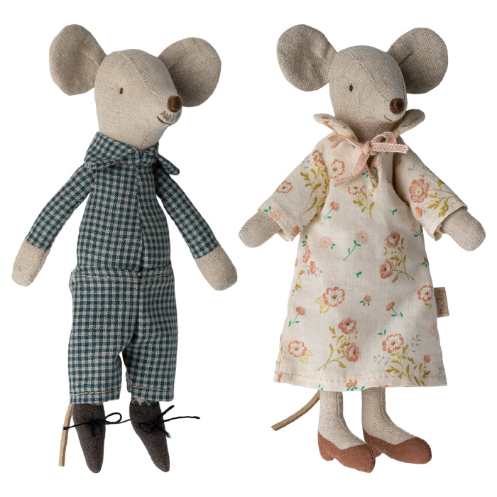 Maileg Toys Mouse Family Grandma And Grandpa In Cigarbox