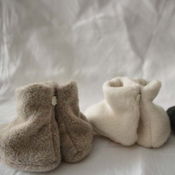 Makié Baby Fleece Booties Ivory Cream