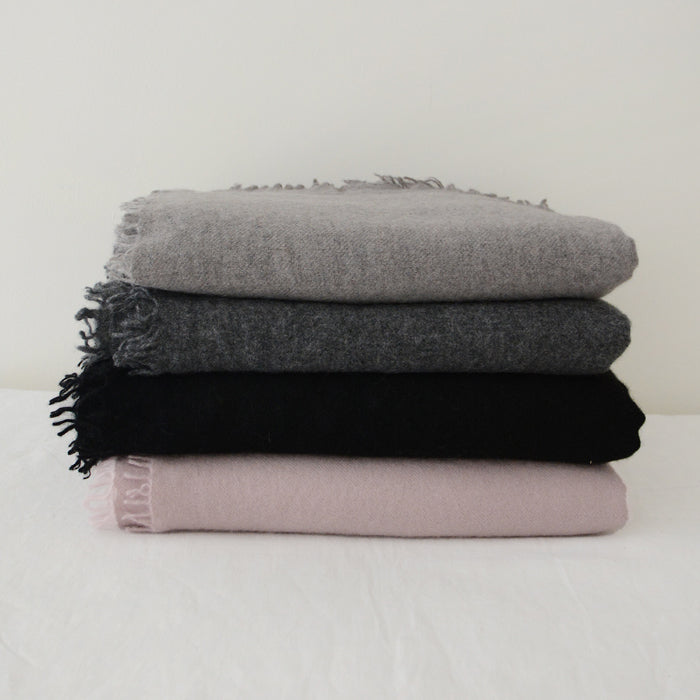 Makié Adult Felted Cashmere Scarf Stone Grey