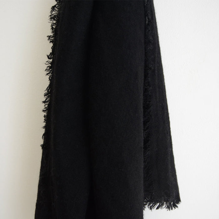 Makié Adult Cashmere Scarf Black