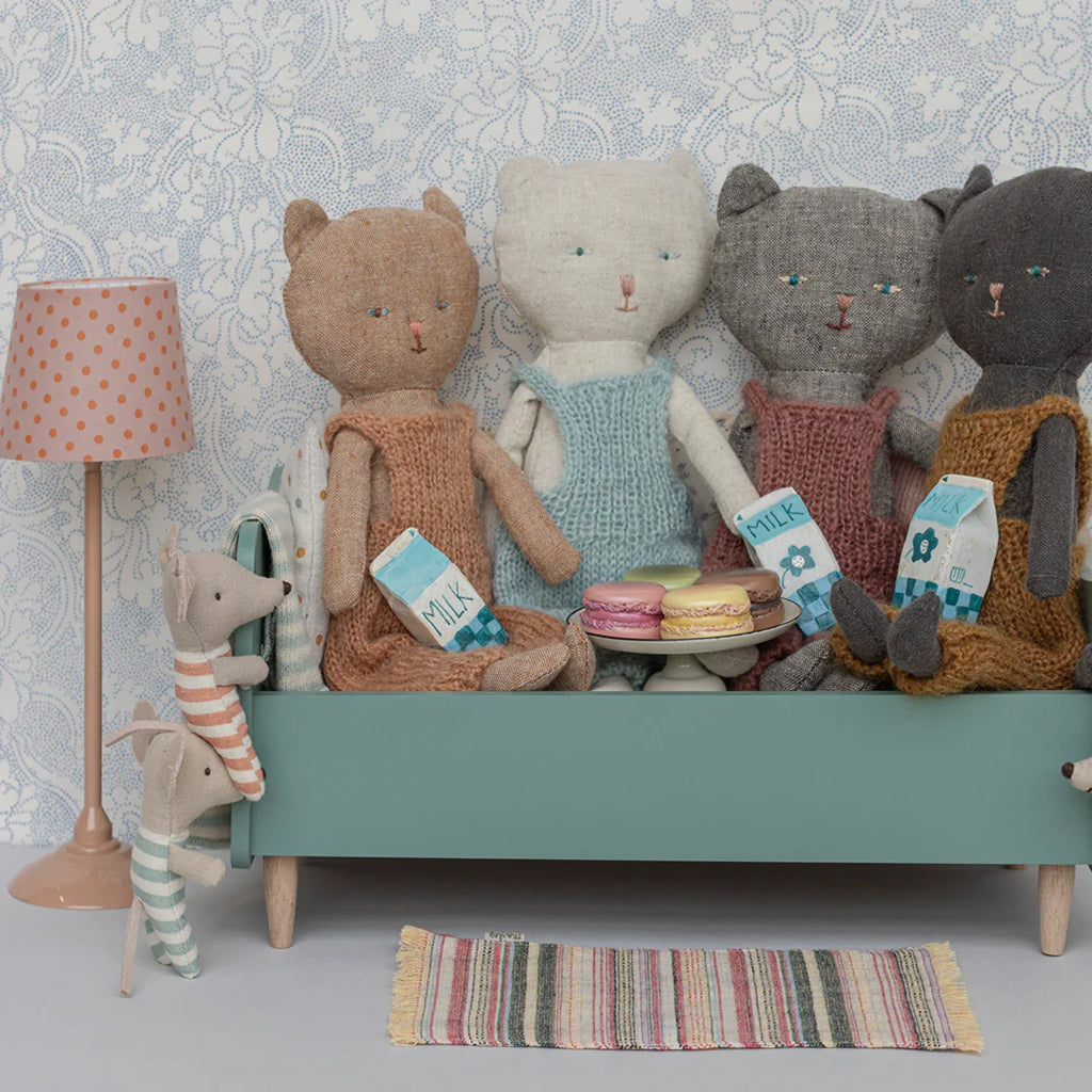 Maileg Toys Mouse Miniature Floor Lamp Dark Powder Pink