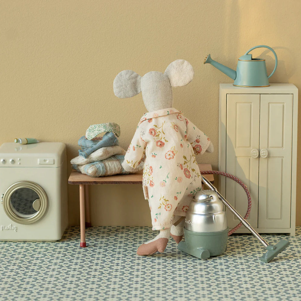 Maileg Toys Mouse Miniature Closet Cream