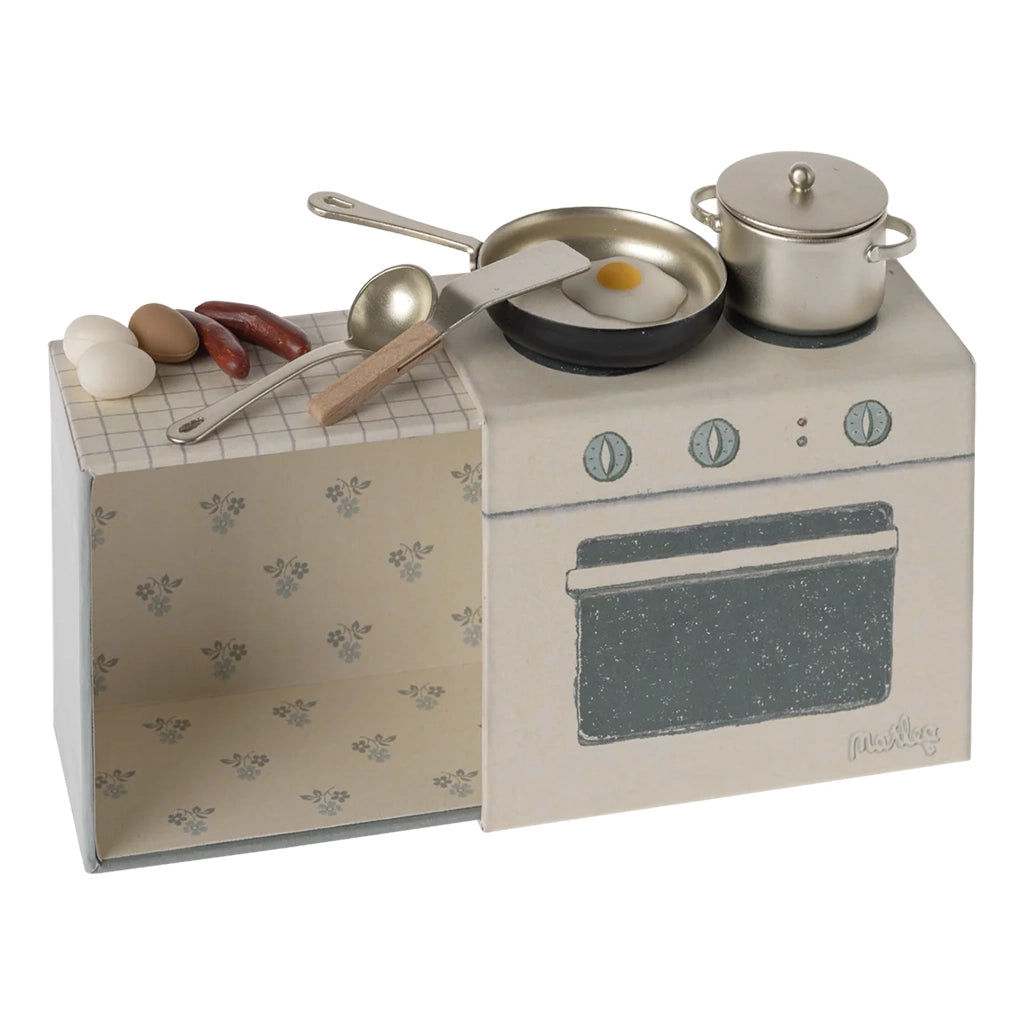 Maileg Toys Mouse Kitchen  Cooking Set
