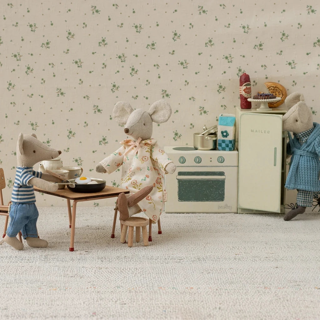 Maileg Toys Mouse Kitchen  Cooking Set