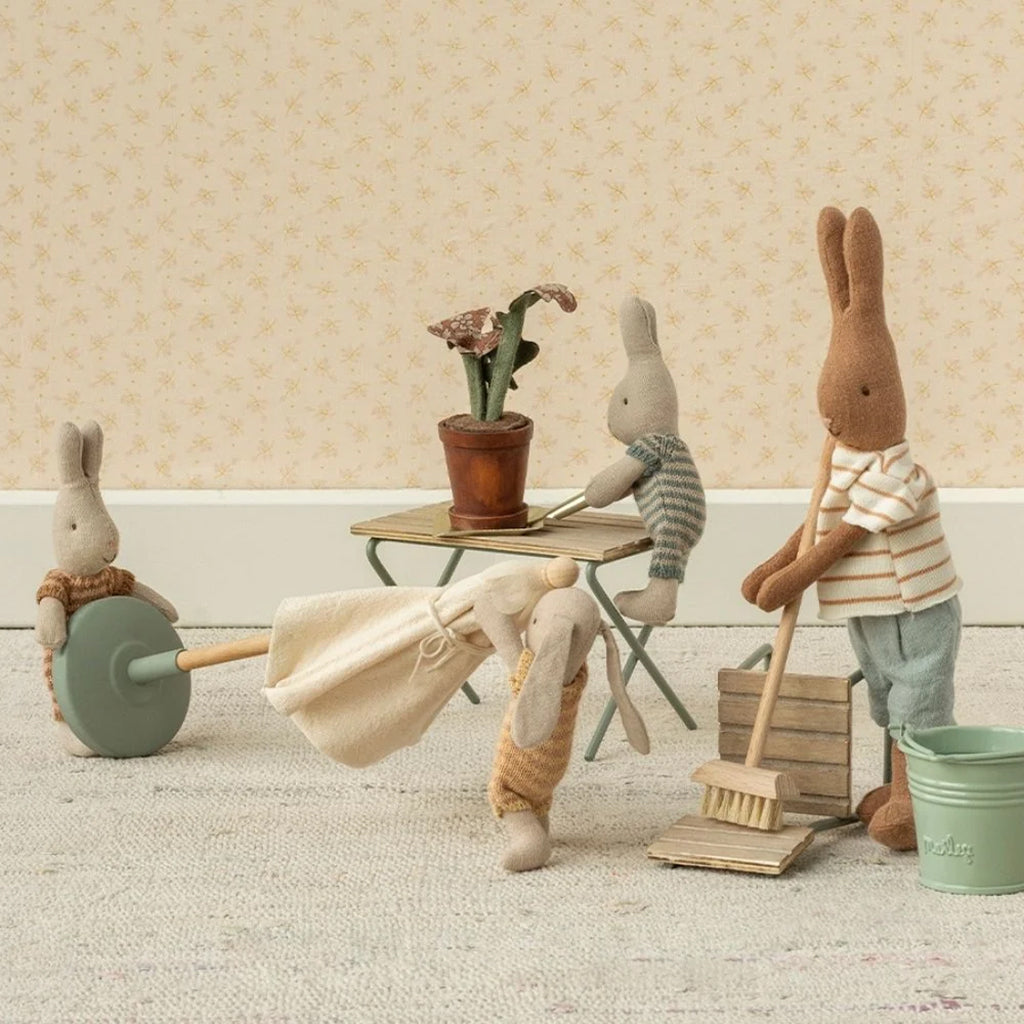 Maileg Toys Mouse Kitchen Broom Set Miniature