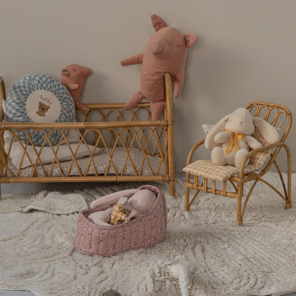 Maileg Toys Large Carry Cot Rose Pink