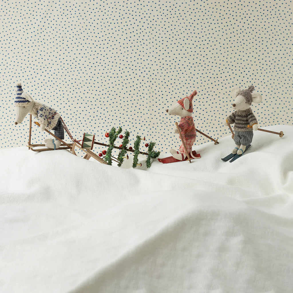 Maileg Toys Mouse Dad Winter With Ski Set Blue