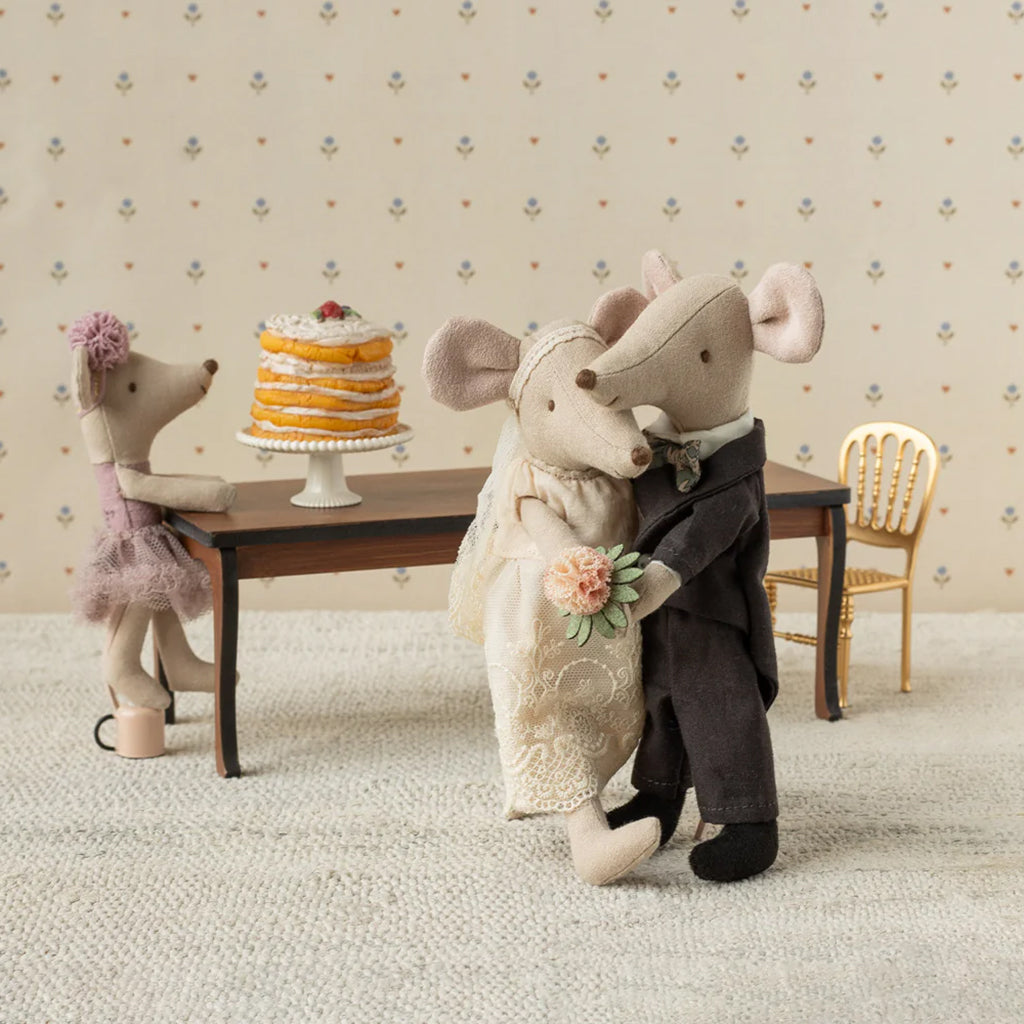 Maileg Toy Wedding Mice Couple In Box Mum And Dad