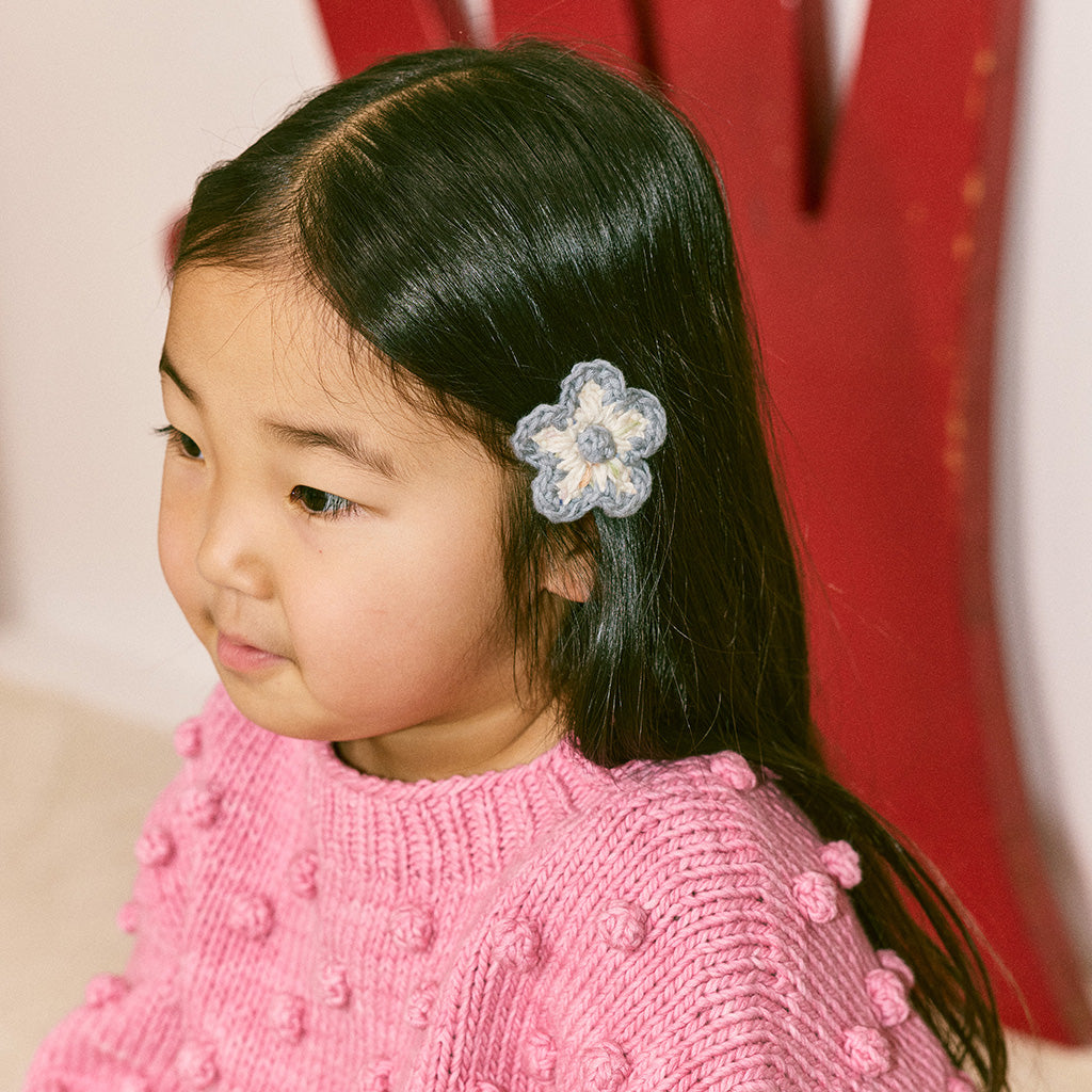 Misha & Puff Child Set Of Two Medium Flower Clips Seashore Confetti Grey