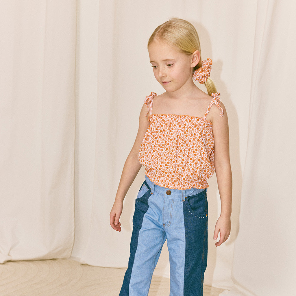 Misha & Puff Child Sydney Blouse Aura Pink Lisse Fields Print