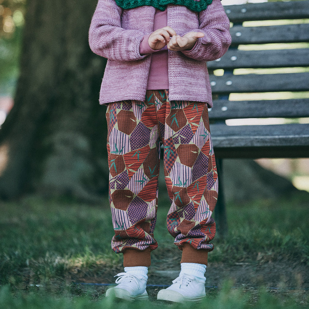 Misha & Puff Child Court Sweatpants Antique Rose Kyoto Brown Print
