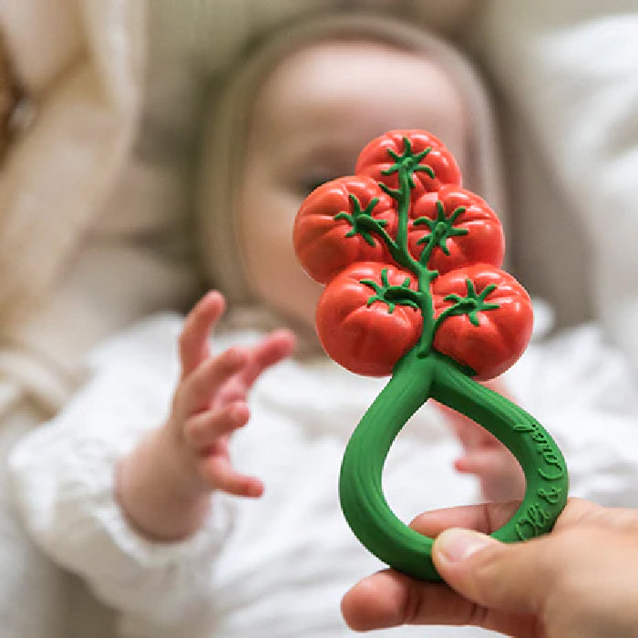 Oli&Carol Natural Rubber Rattle Toy Tomato