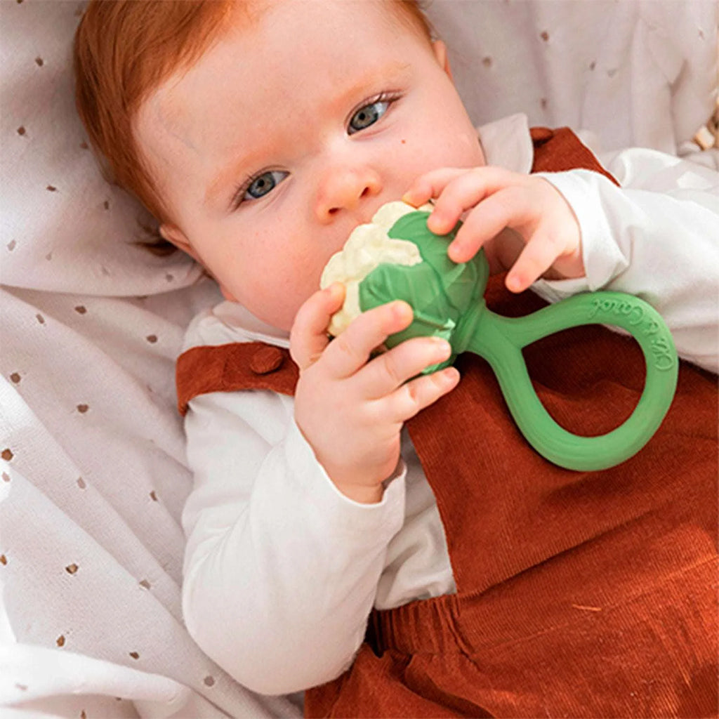 Oli&Carol Natural Rubber Rattle Toy Cauliflower