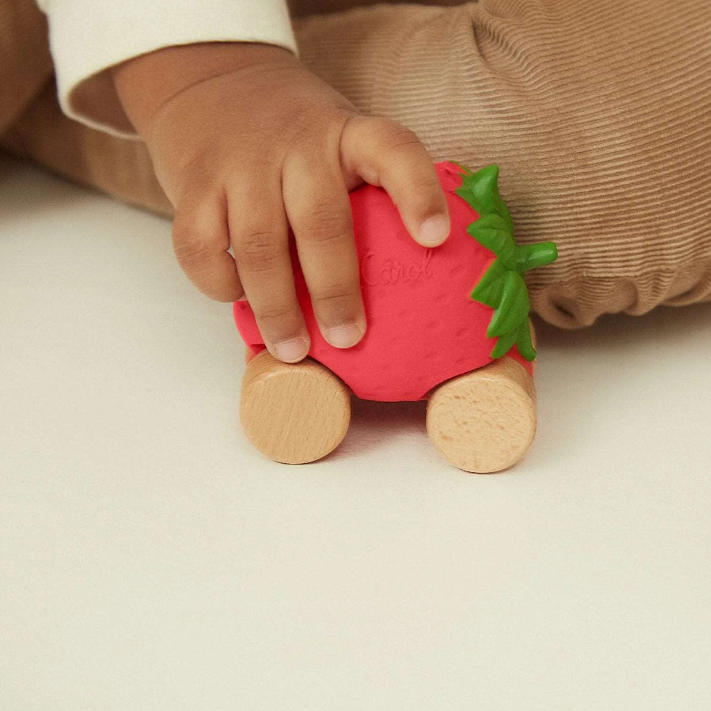 Oli&Carol Natural Rubber Sweetie The Strawberry Baby Car