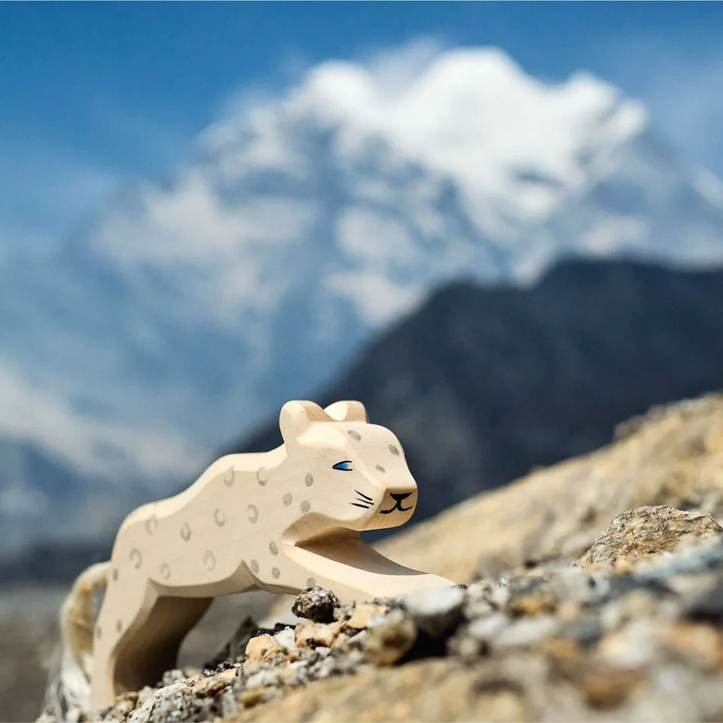 Ostheimer Wooden Snow Leopard