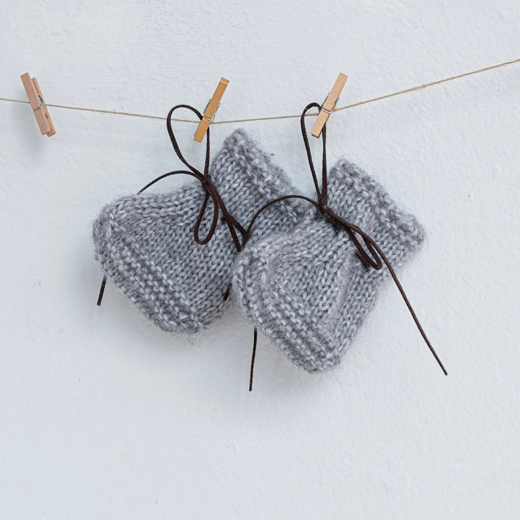 Pequeno Tocon Baby Whool Booties Grey