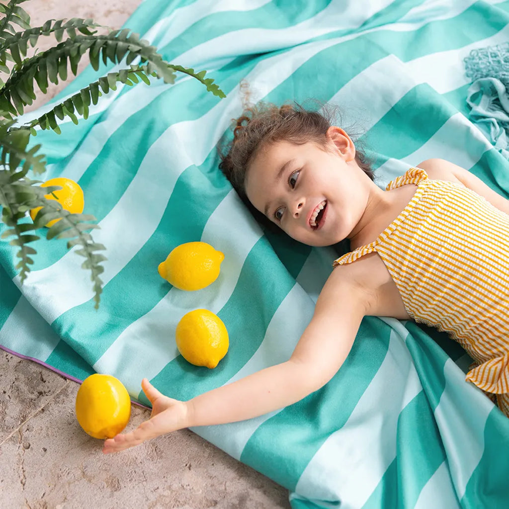 Quut Play Towel Large Square Alphabet Bullseye