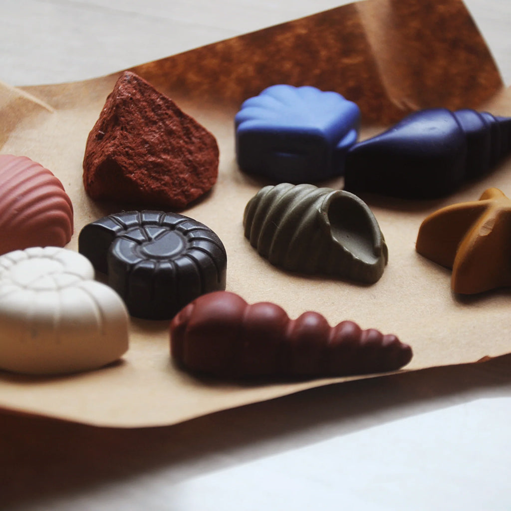 Smilogy Natural Beeswax Ocean Seashell Crayons Set of 8