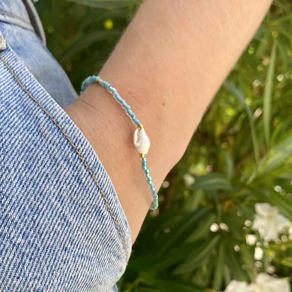 Sophie Deschamps Bijoux Côte d’Azur Seed Bead And Shell Bracelet Blue