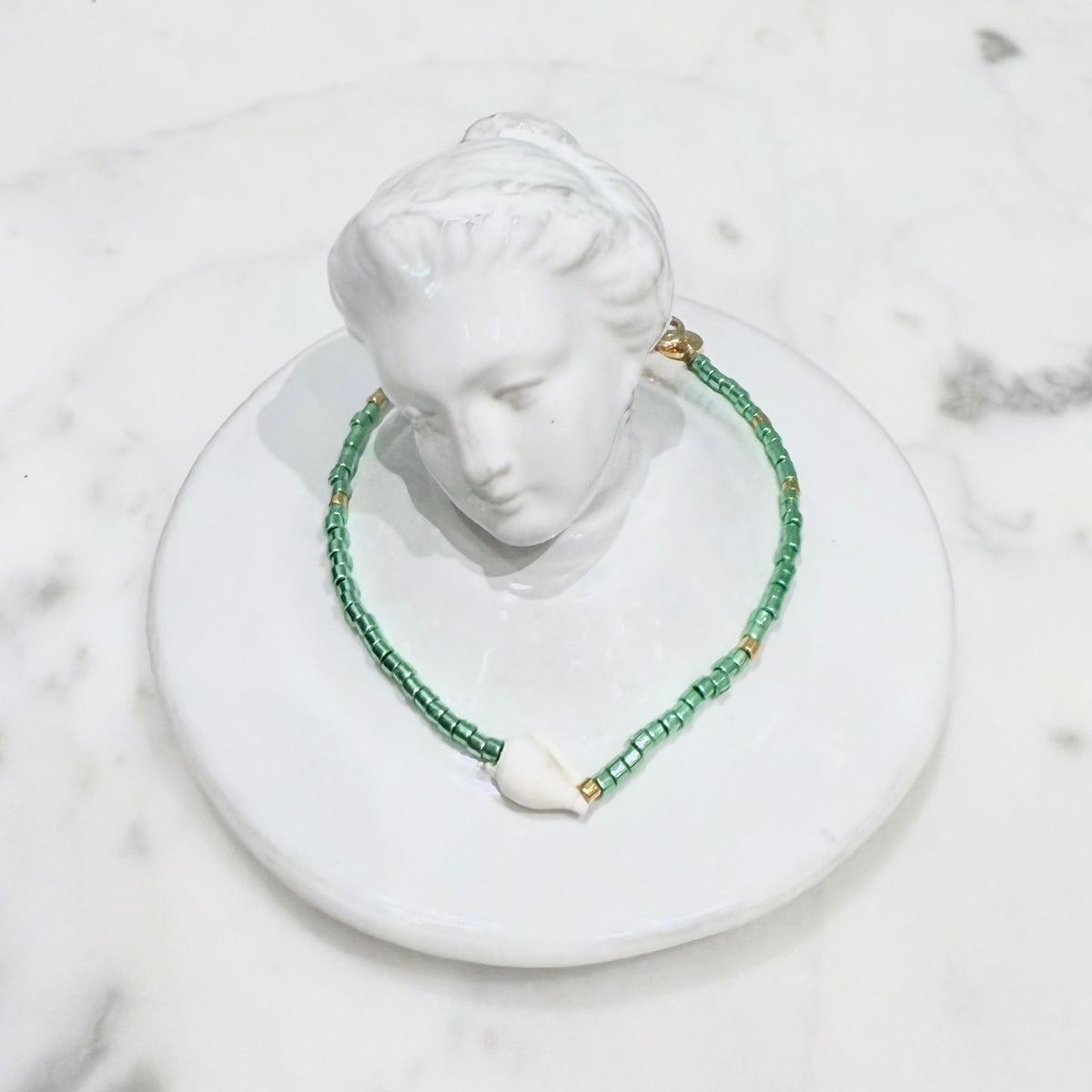 Sophie Deschamps Bijoux Côte d’Azur Seed Bead And Shell Bracelet Green