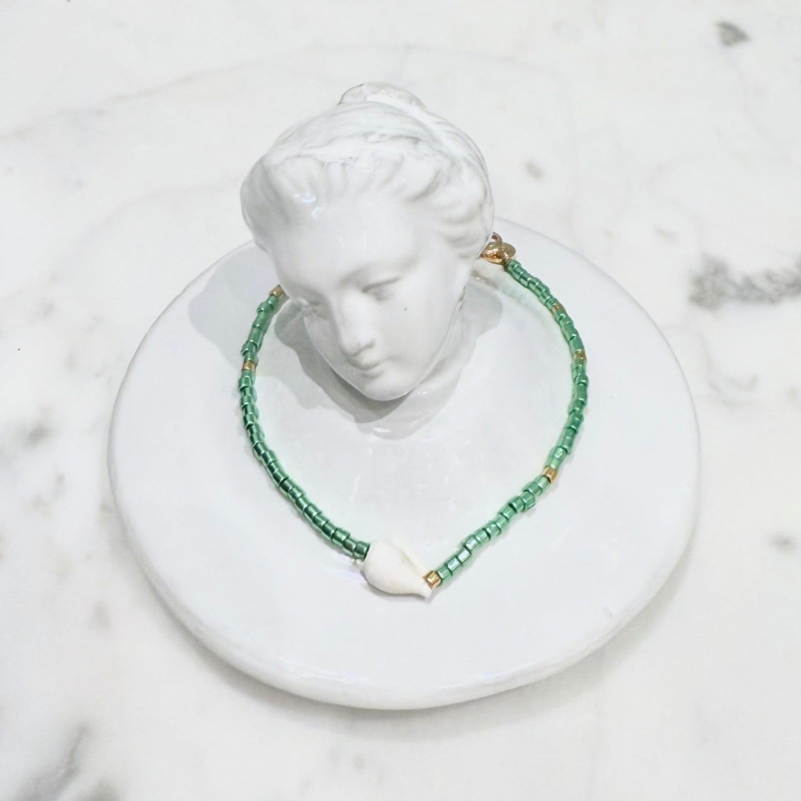 Sophie Deschamps Bijoux Côte d’Azur Seed Bead And Shell Bracelet Green