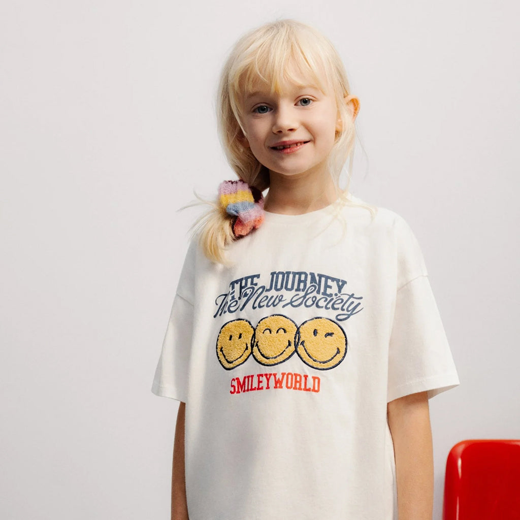 The New Society Child Smiley T-shirt Whisper White