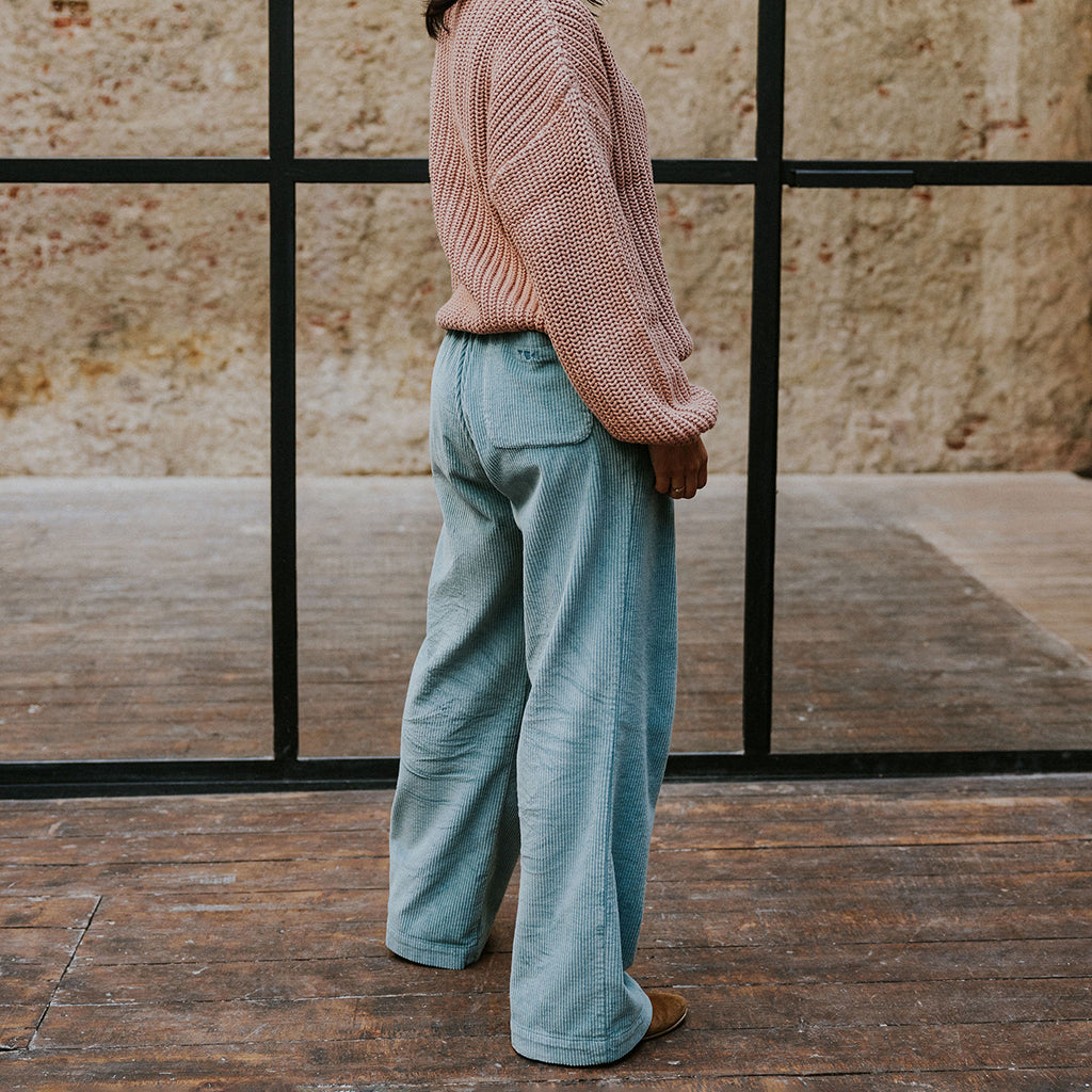 Yuki Woman Beau Corduroy Pants Ocean Blue