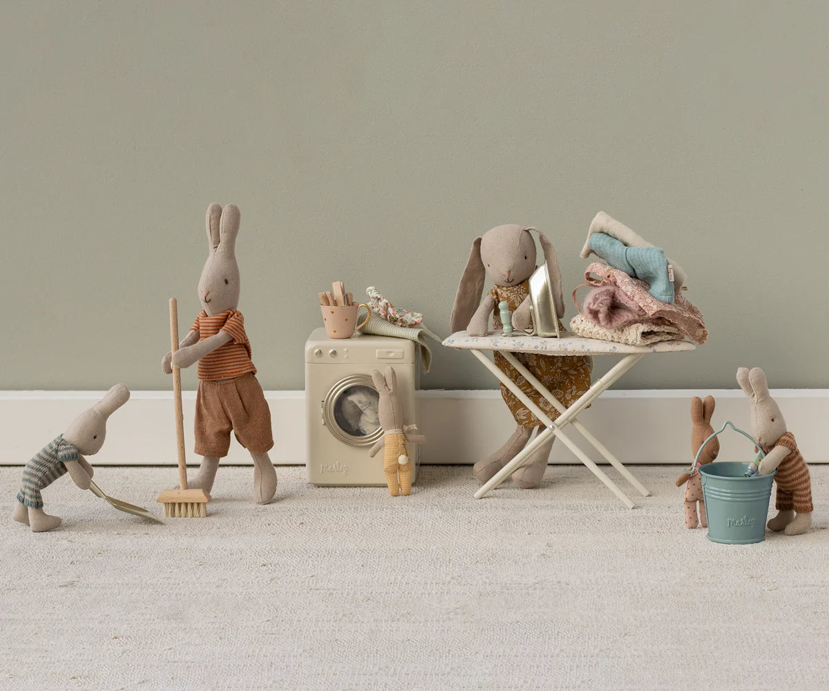 Maileg Toys Mouse Kitchen Broom Set Miniature