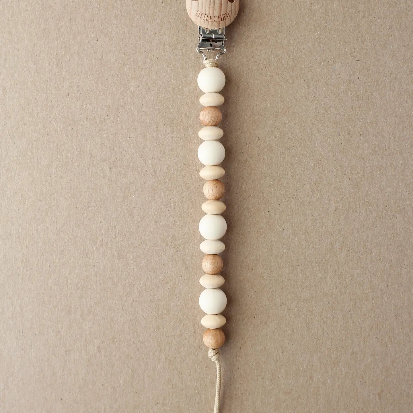 Little Chew Pacifier Clip Amor Cream