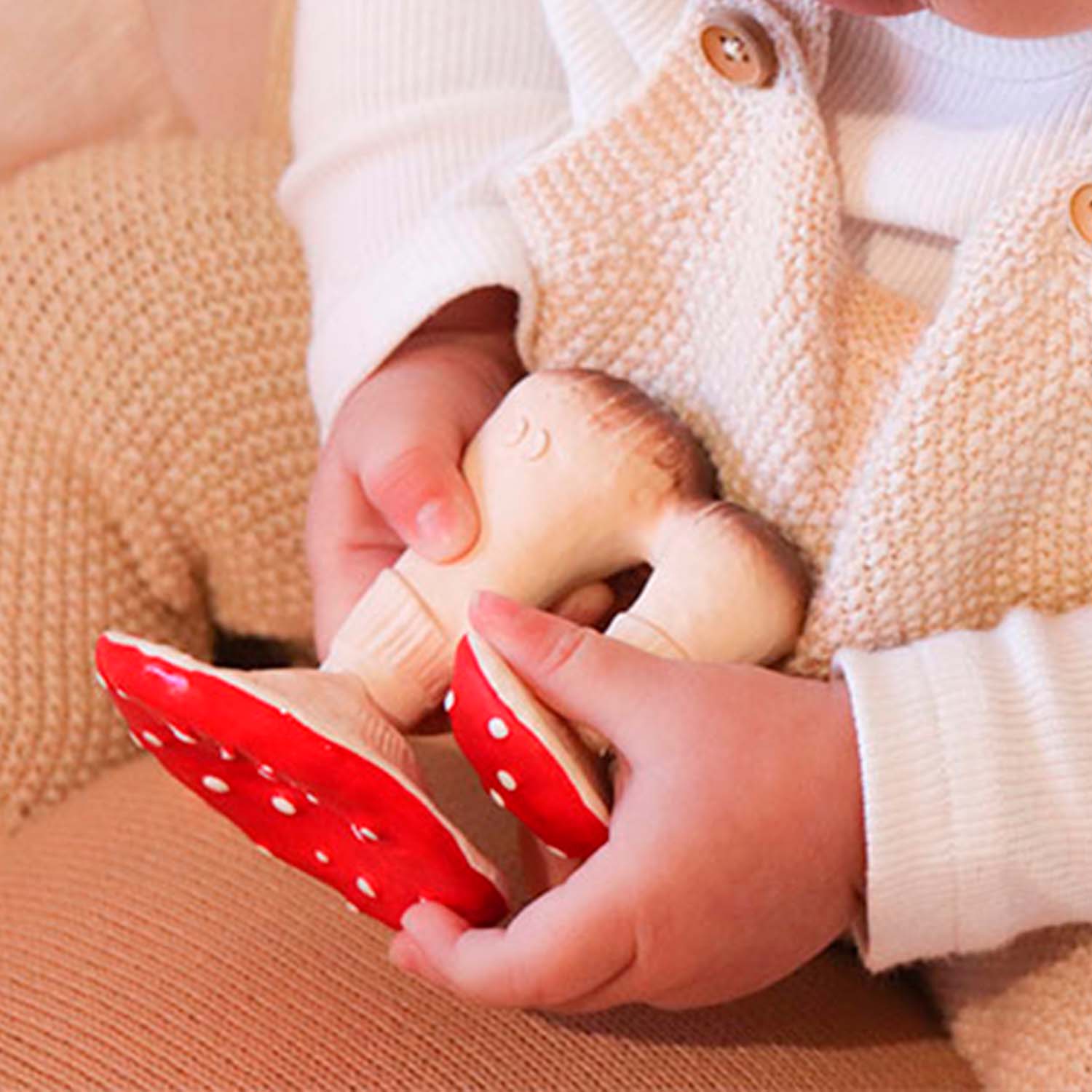 Oli&Carol Natural Rubber Teething Toy Spot the Mushroom