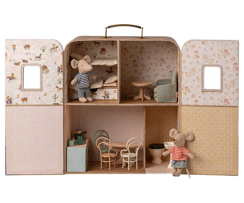 Maileg Toys SuitCasa Mouse House