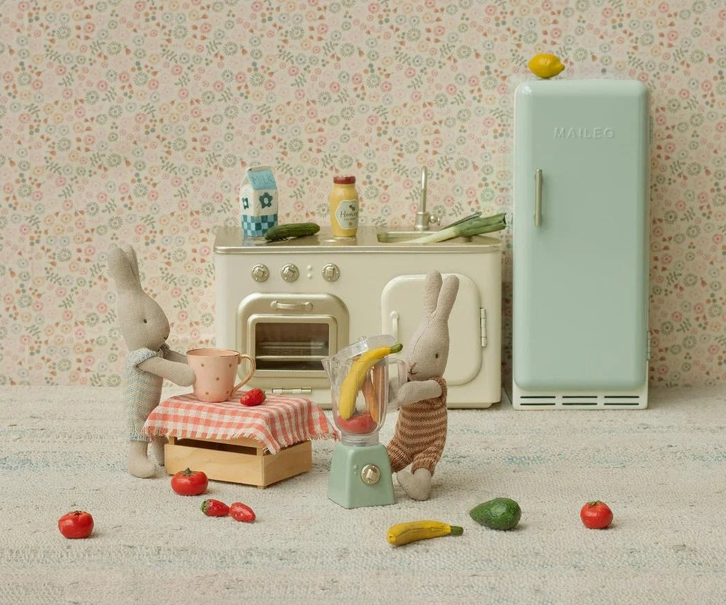 Maileg Toys Mouse Kitchen Veggies and fruits, Miniature