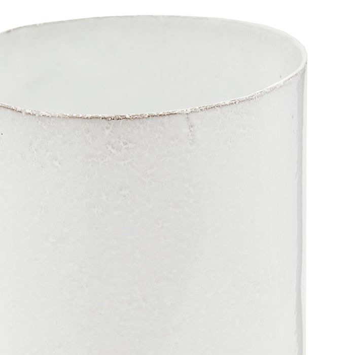 Close up of the milky white glaze.